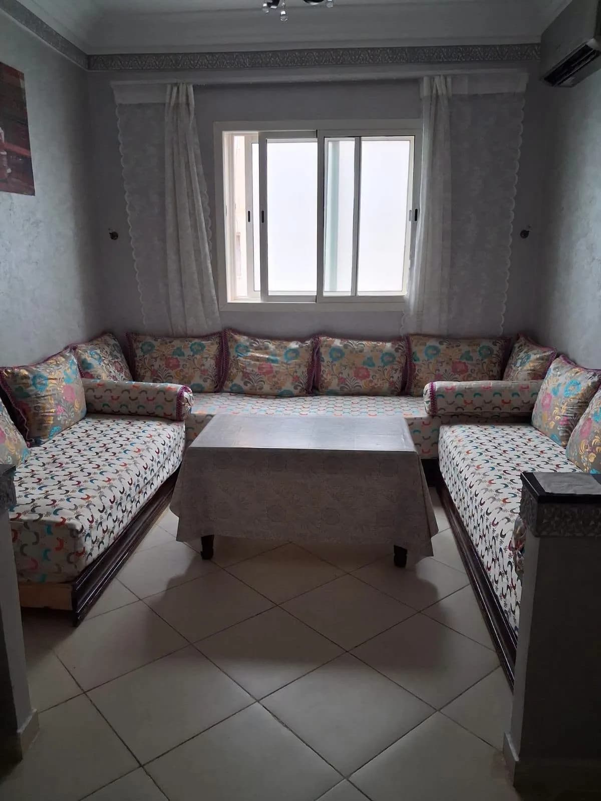 APPARTEMENT MEUBLÉ LOCATION LONGUE DURÉE POUR ÉTUDIANTS